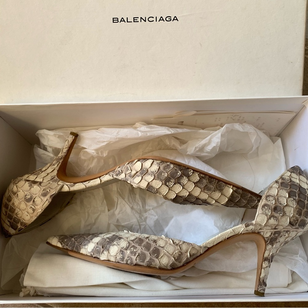 Balenciaga Paris Shoes size 38